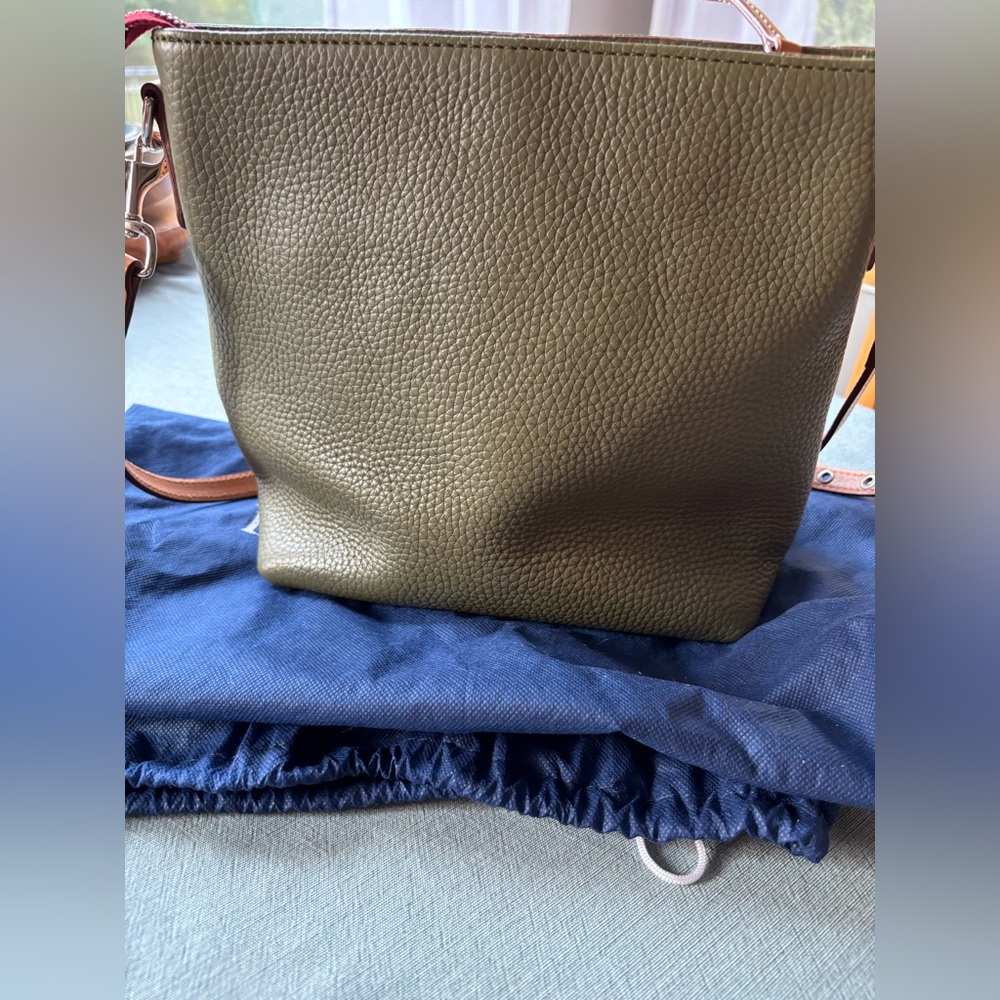 Dooney & Bourke Olive Green Tan Natural Pebbled Leather Crossbody Shoulder FALL - Picture 4 of 16